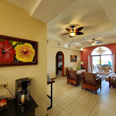 Blue Parrot Beach House And Villas 홉킨스 외부 사진