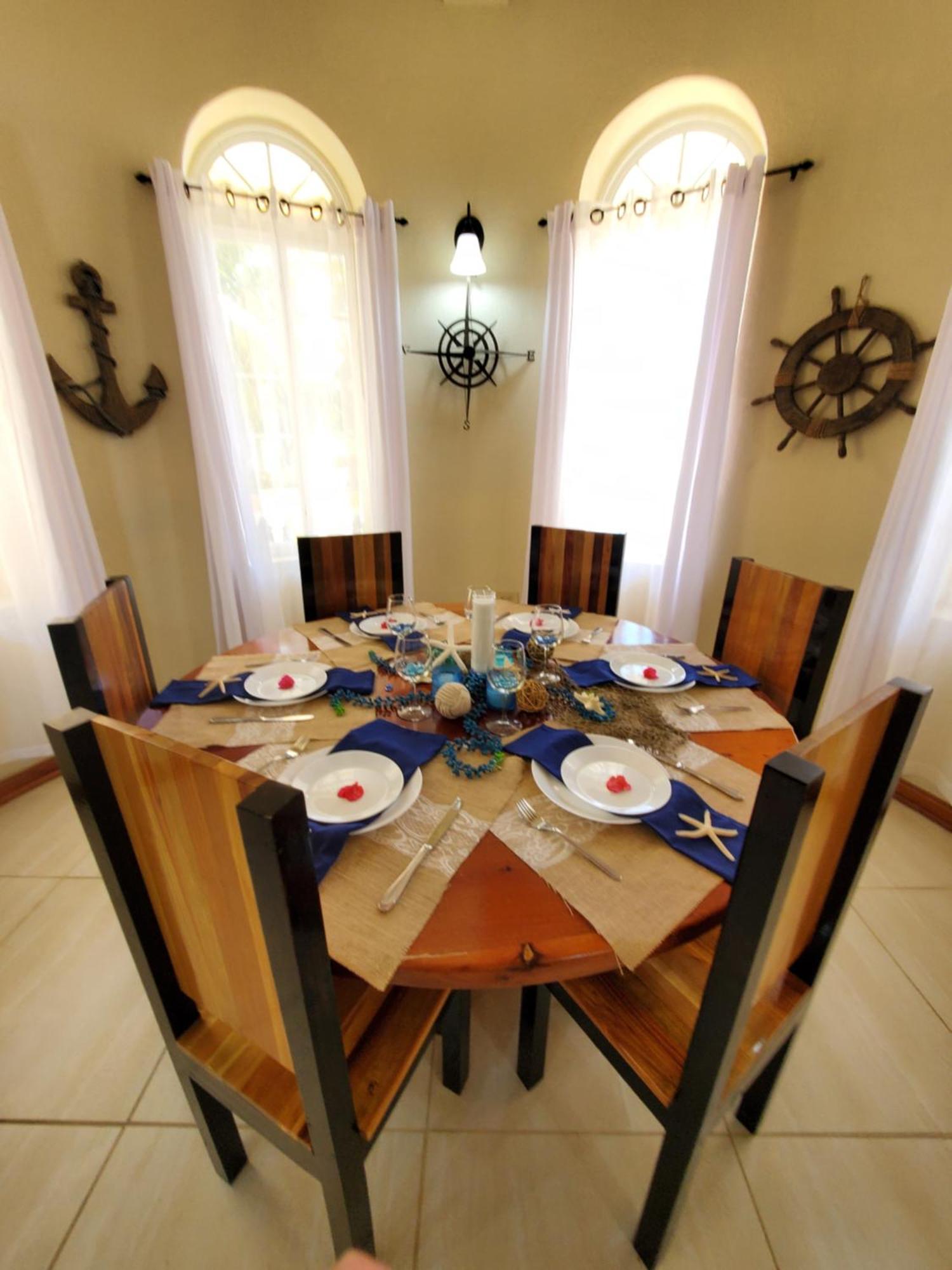 Blue Parrot Beach House And Villas 홉킨스 외부 사진